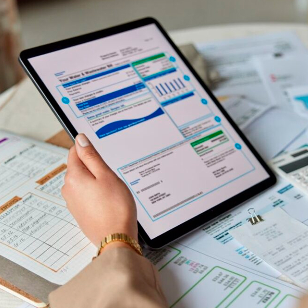 Professional accounting team providing tax and accounting services in Puerto Rico and USA